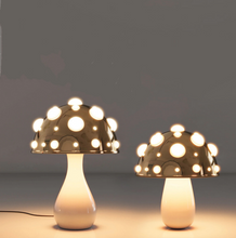 Load image into Gallery viewer, Mushroom Desktop Lamp