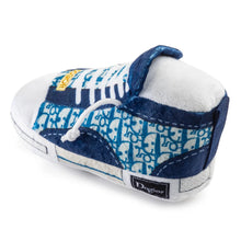 Load image into Gallery viewer, Dogior High-Top Tennis Shoe dog Toy