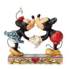 Load image into Gallery viewer, Smooch For My Sweetie
