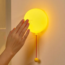 Load image into Gallery viewer, Balloon Lamp

