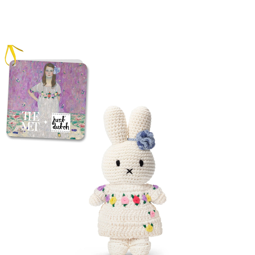 Miffy in her Gustav Klimt Mäda Primavesi Inspired Dress