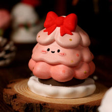 Load image into Gallery viewer, X&#39;mas Tree Diffuser
