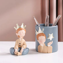 Load image into Gallery viewer, Little Prince Pen Holder + Figurine Set
