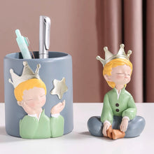 Load image into Gallery viewer, Little Prince Pen Holder + Figurine Set
